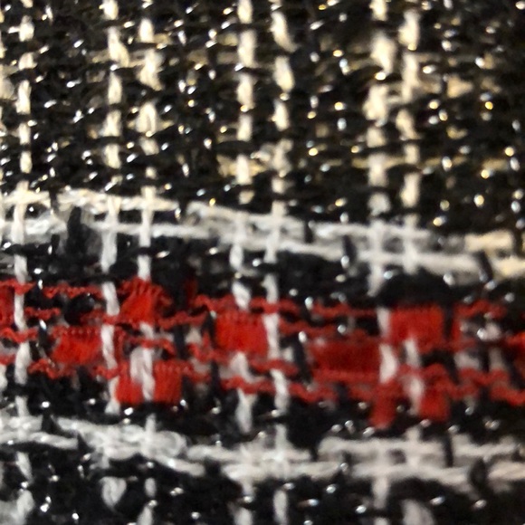 Scarf / Wrap made by Max Edition NWT - Picture 5 of 5